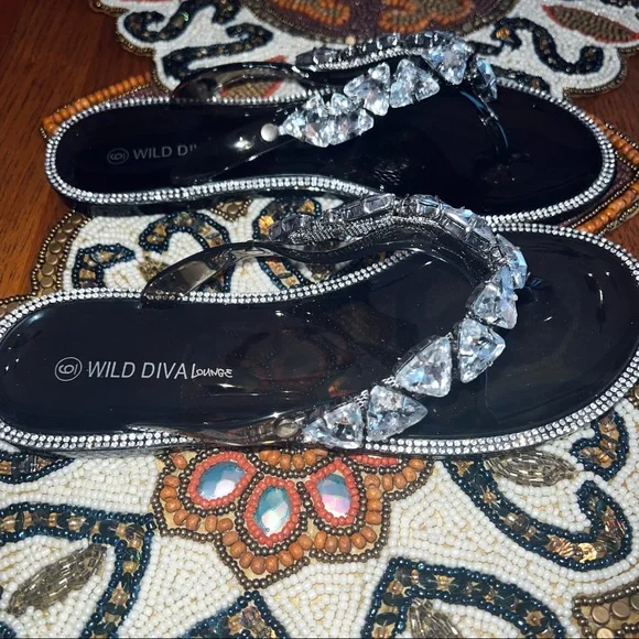 🎉HP✨ NWT Jeweled Jelly Sandals - Picture 9 of 9